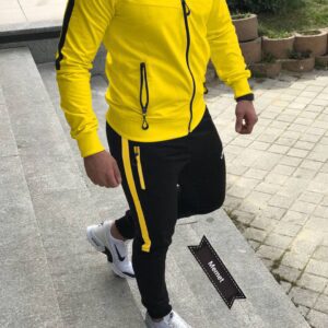 Хітові Спортивні костюми Nike