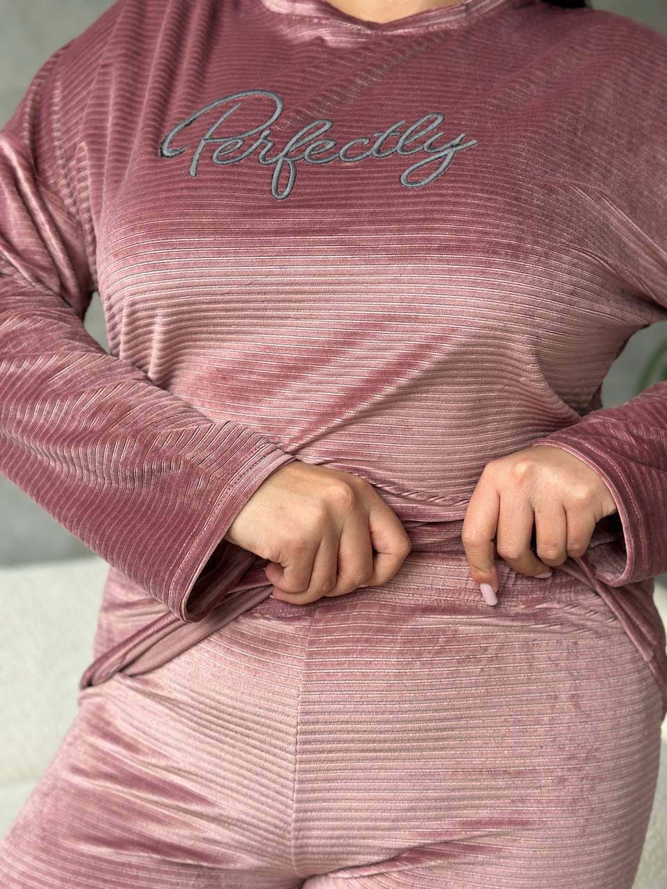 Жіночий велюровий костюм для дому (Батал 2XL-4XL) / Пудрова піжама з турецького велюру - Зображення 7