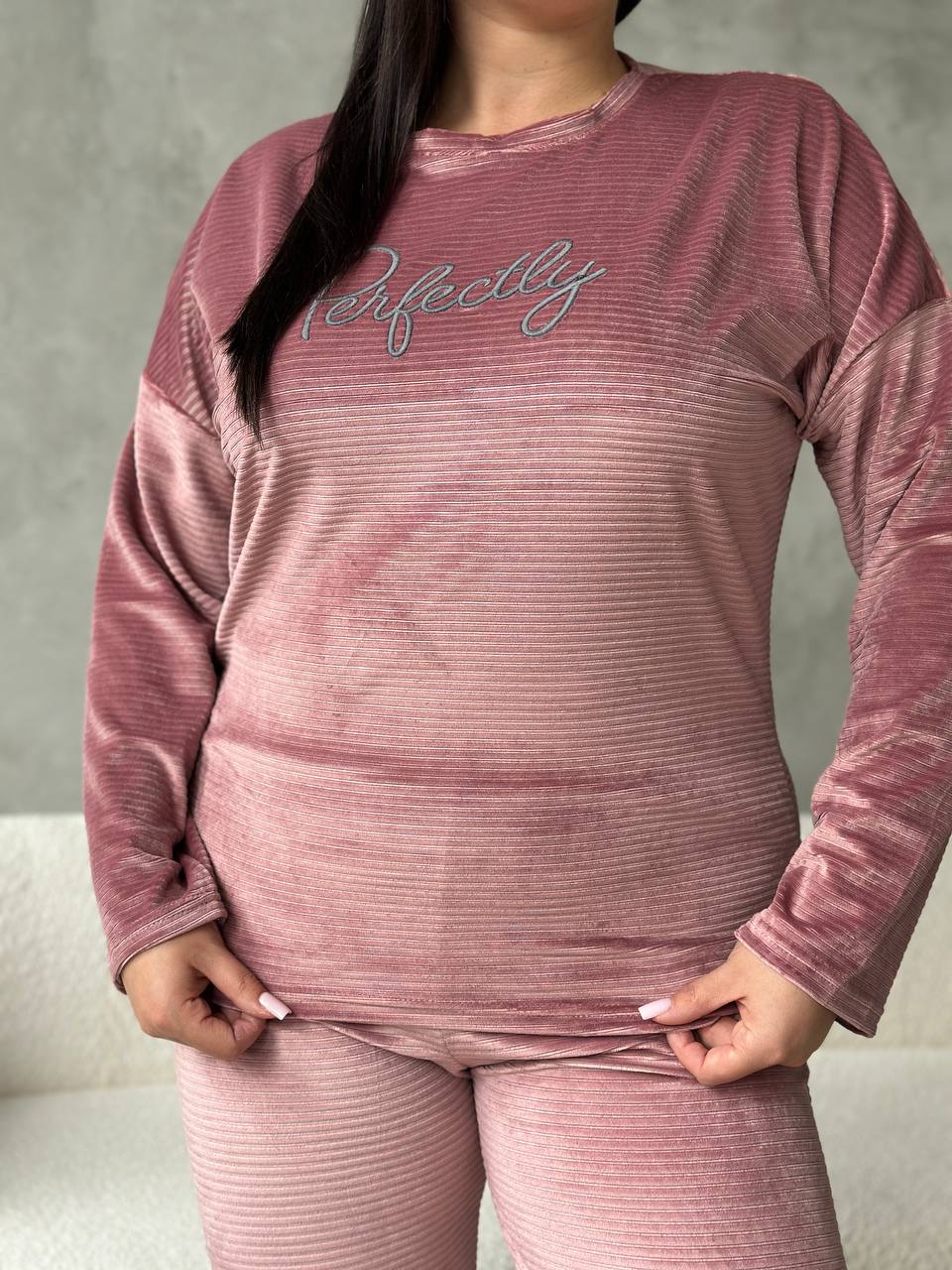 Жіночий велюровий костюм для дому (Батал 2XL-4XL) / Пудрова піжама з турецького велюру - Зображення 9