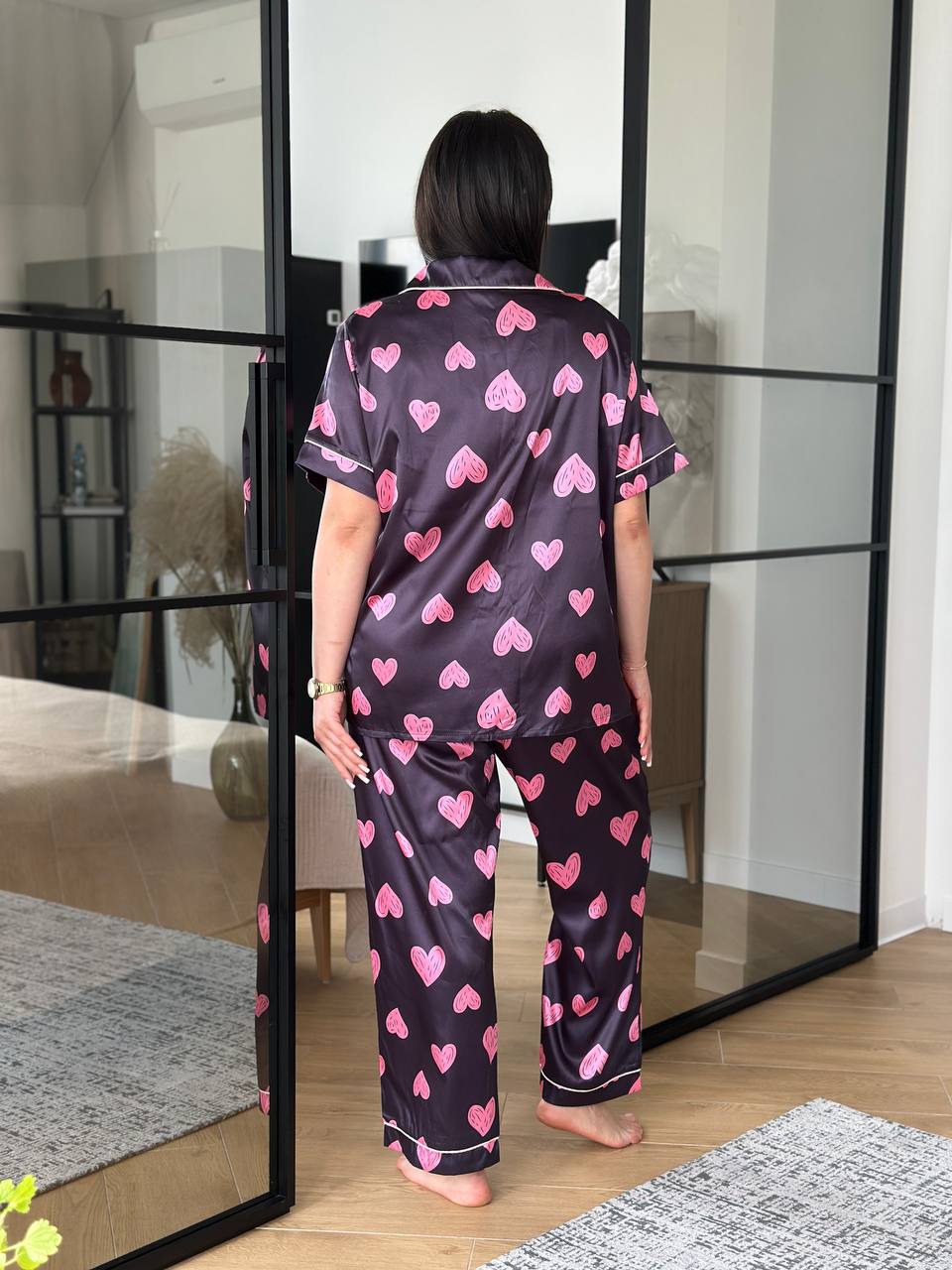 Шовкова піжама з принтом "Сердечка" (Plus Size 2XL-5XL) / Ніжний домашній костюм для пишних форм - Зображення 2