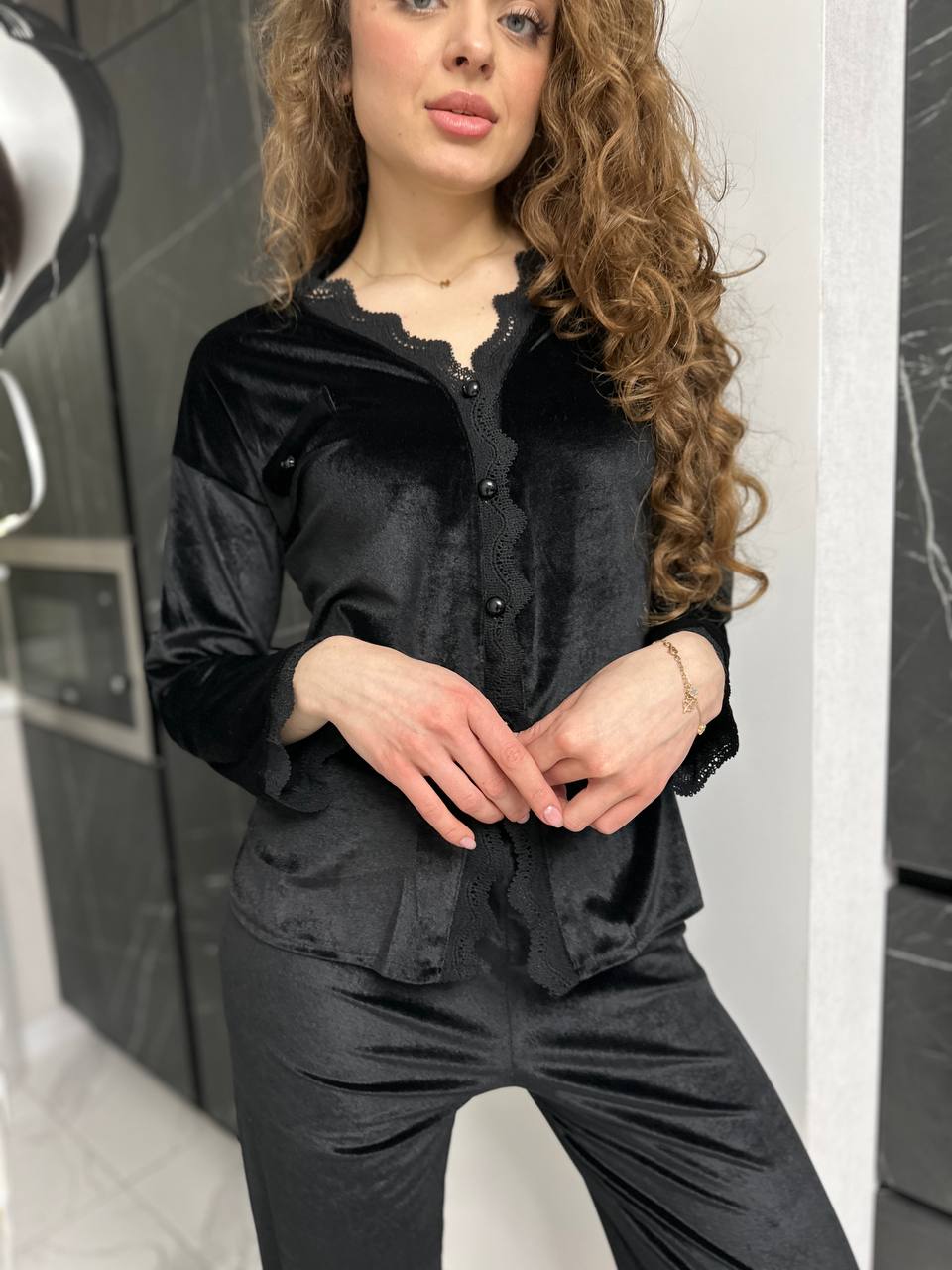 Вишукана оксамитова піжама з мереживом (Костюм) - Зображення 7